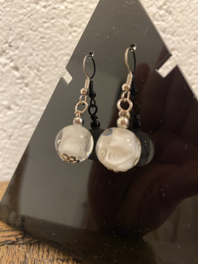 Boucles d'oreilles - Blanches